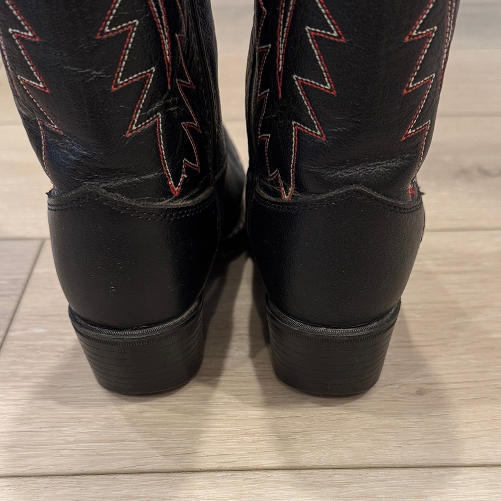 CODY JAMES Leather| Cowgirl Boots| Size 1 - Picture 4 of 9